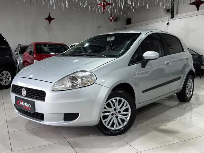 Fiat Punto 1.4 Fire Flex 8V 5P 2011