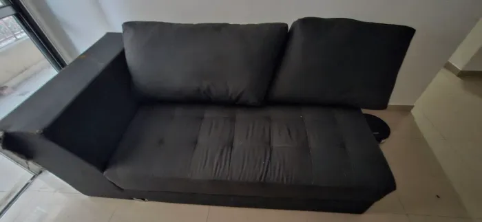 2 sofás 4 lugares no total