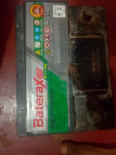 Vendo bateria zera funcionando com o casco ja