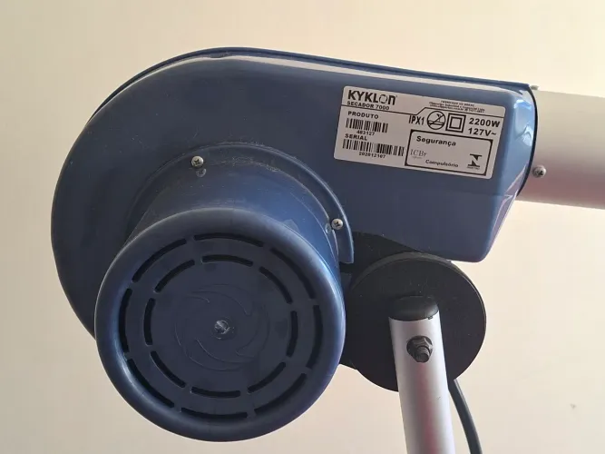 Secador para pet de pedestal Kyklon 7000 
