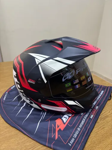 Capacete Pro Tork TH1 New Adventure (NUNCA USADO)