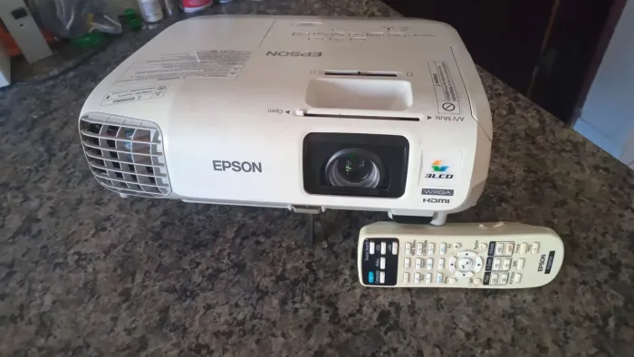Projetor epson H690A