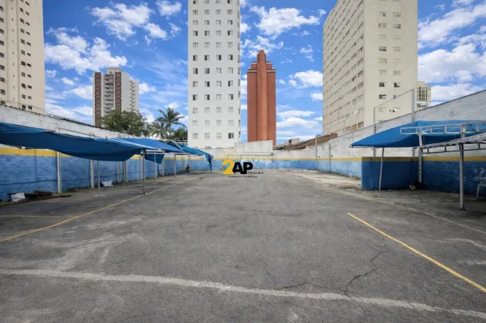 Terreno Comercial para Locação na Chácara Santo Antônio - 799m² - São Paulo-SP