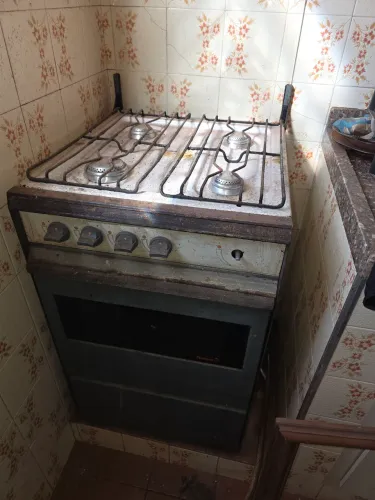 Fogão de 30 anos para doação