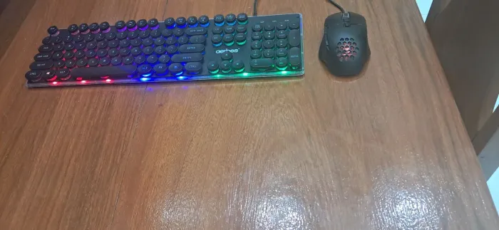 Kit Gamer RGB: Mouse Attack Shark + Teclado Aerbes (Estado de Novo!)
