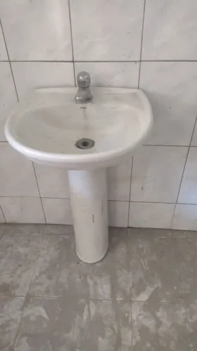 Pia pra banheiro perfeito estado