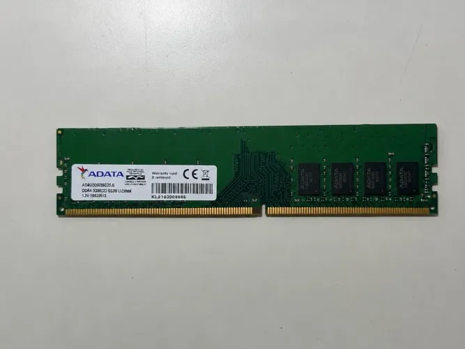 MEMÓRIA RAM 8GB DDR4 3200MHZ 