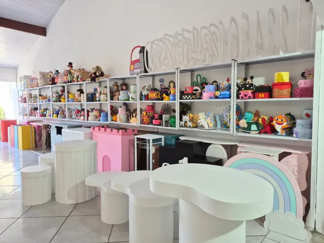 Loja de decoração PEGUE e MONTE