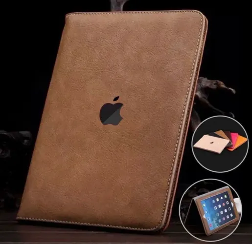 capa iPad couro flip com teclado, na cor caramelo 