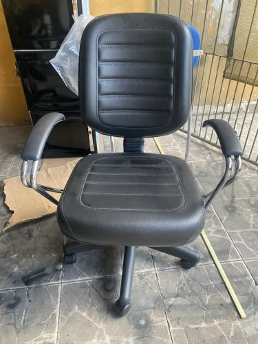 Cadeira diretor gomada