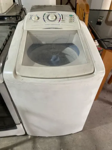 MÁQUINA DE LAVAR ROUPA 10 KG