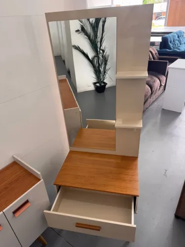 Penteadeira nova $499,99 entrego