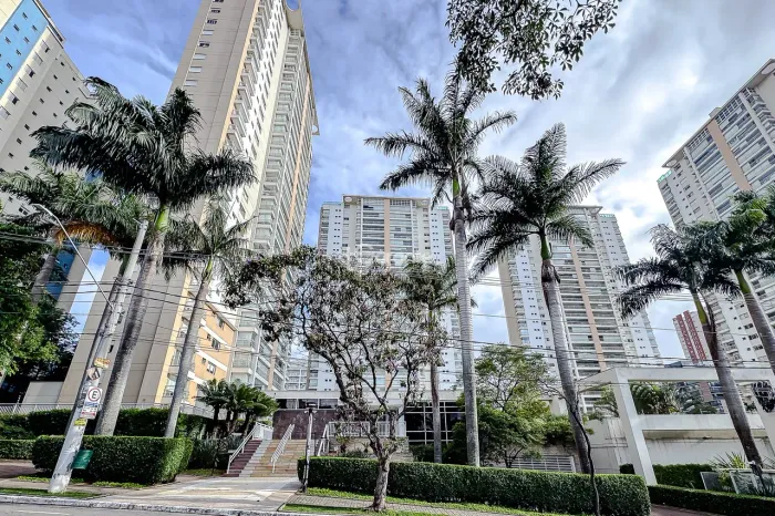 Apartamento de alto padrão no Condomínio Montserrat Club, Tatuapé para venda com 227m² e 4