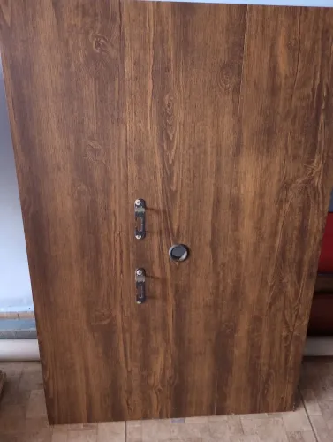 Painel para TV medindo 1,20 x 80 , ideal para tv de até 50 polegadas.