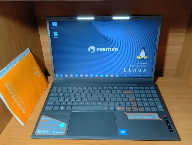 VENDO NOTEBOOK POSITIVO 4 MESES NOTA FISCAL 128GB 8GB RAM