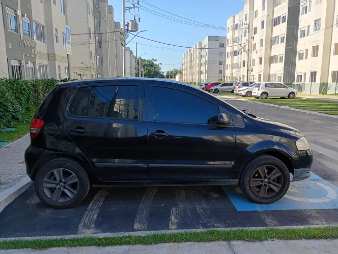 Volkswagen Fox Plus 1.6mi/ 1.6mi Total Flex 8V 4P 2006