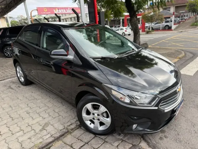 Chevrolet Onix Hatch LTZ 1.4 8V Flex Aut. 4P 2018