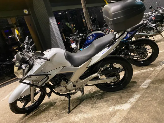 Fazer 250 2013 muito conservada