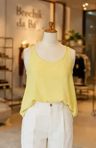 Blusa delicada tam G