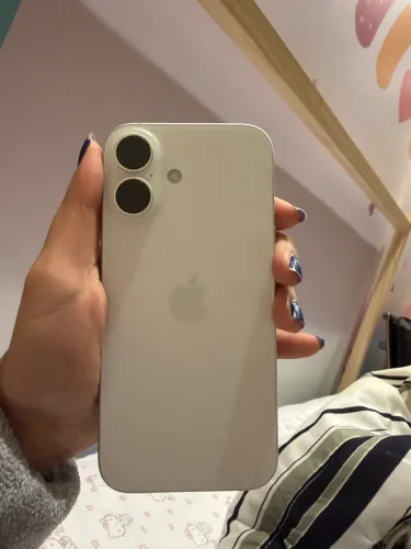 IPHONE 16