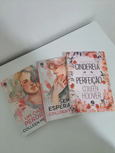 Livros - Triologia Hopeless