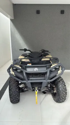 Can-Am Outlander HD5 PRO 2024 + acessórios