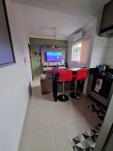 Casa com 2 dormitórios à venda, 56 m² por R$ 300.000,00 - Parque Fernando Jorge - Cubatão/