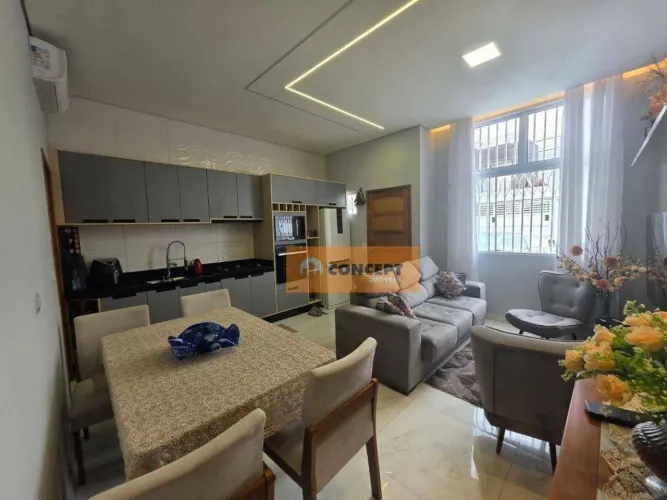 Casa com 3 dormitórios à venda, 72 m² por R$ 570.000 - Vila Amorim - Suzano/SP
