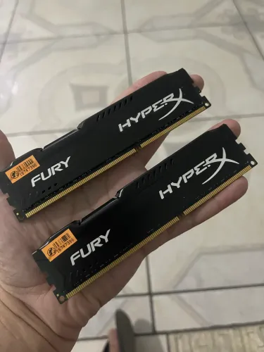Memória Hyperx DDR3 1600