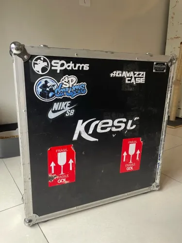 ? VENDO 2 CASES PARA BATERIA - PRATOS + FERRAGENS
