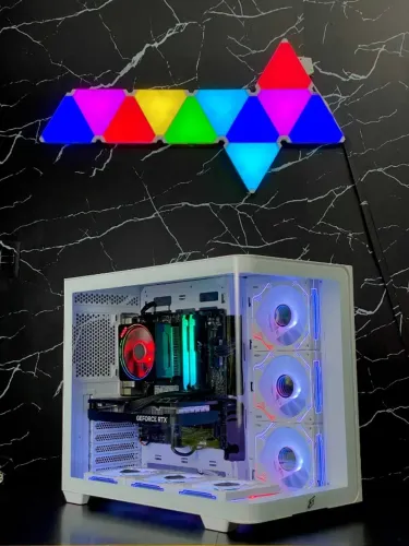 PC GAMER RYZEN 7 5700X/ 32GB RAM DDR4/ RTX 4060 8GB