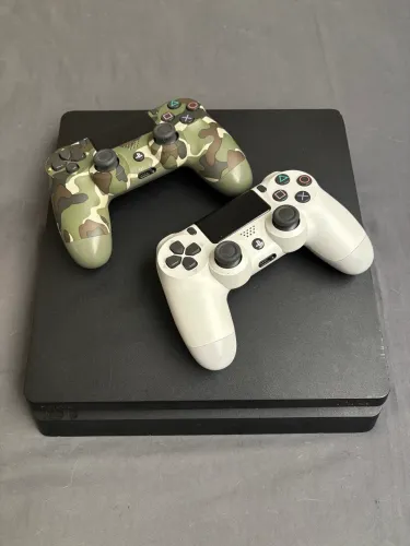 PlayStation 4 (PS4) Slim