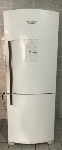 Geladeira Brastemp Inverse 422 litros - R$900,00 10x s/juros no cartão 