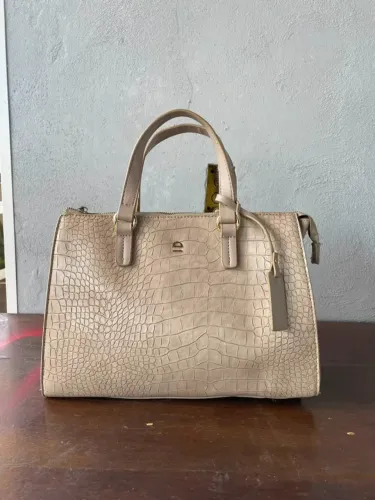 Bolsa Estruturada Le Postiche Croco Nude com Alça Transversal