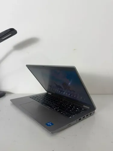 Notebook Dell Latitude - i5 de 11 geração- 16GB RAM - SSD 256