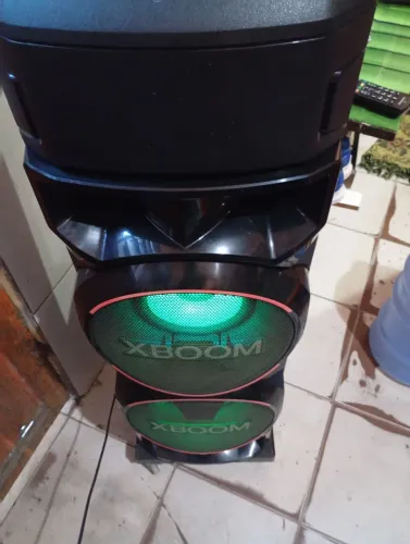 Caixa torre LG conservada $. 1.200 ZAP. *03