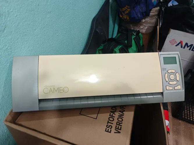 Silhouette cameo 1
