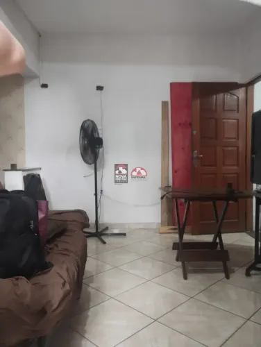 Locação casa residencial 3 quartos, 1 suíte e ponto comercial