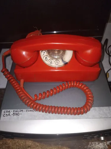 Antigo Telefone de Mesa GTE, lindo decoração vintage.
