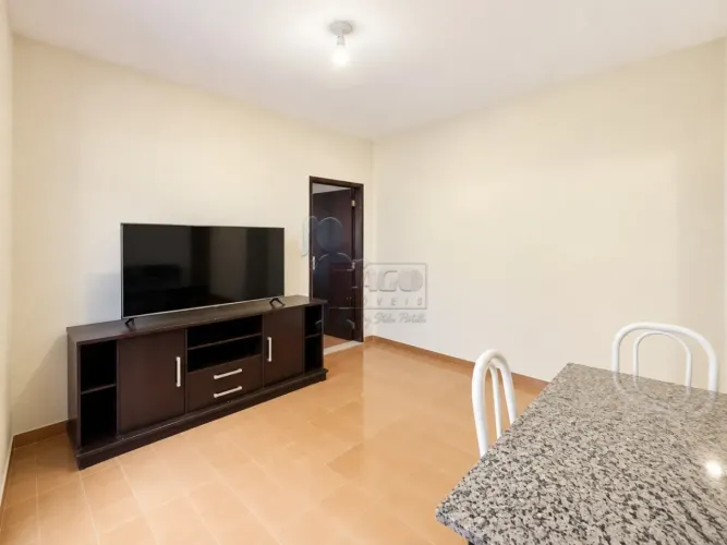 Casa de 69m² com 02 quartos á venda - Vila Tibério