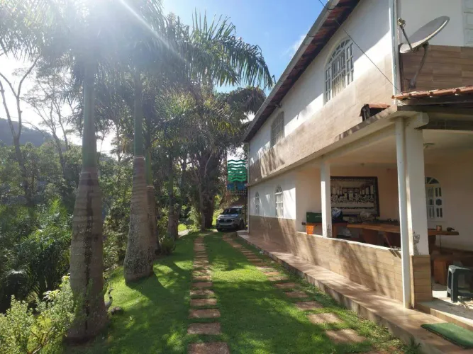 Sitio em Santa Teresa | 5,64 ha com 5 Quartos e Lazer Completo
