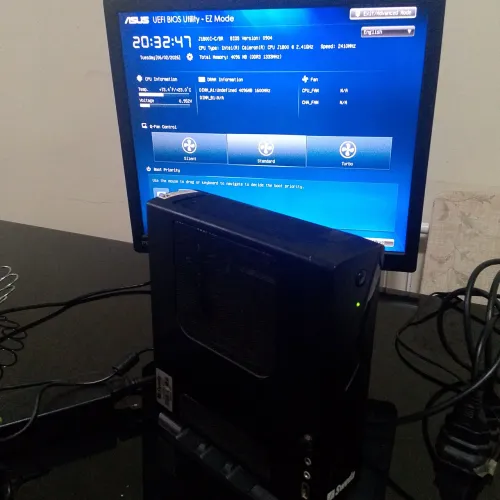 Mini Computador Asus J1800I-C/BR + 4 GB DDR3 + SSD 120 GB