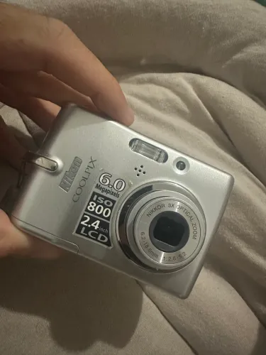 Câmera Nikon Retrô 