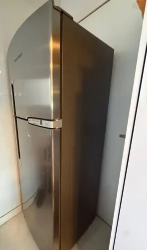 Vendo geladeira brastemp inox