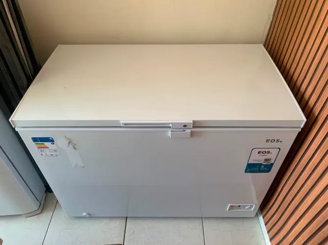 Vende frizzer 282 Lt