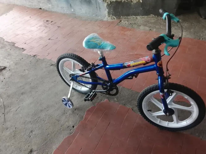 Bicicleta aro 16