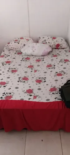 Cama box casal em ótimas condições de uso!!!