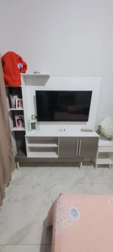 Rack + TV Samsung 43"