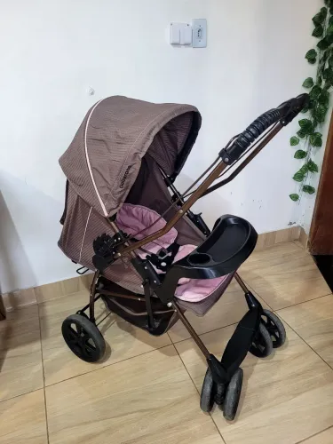 Carrinho de Bebê Reversível Galzerano