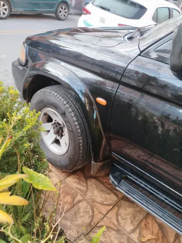 Mitsubishi Pajero Sport 3.0 4X4 V6 Mec./aut. 2000
